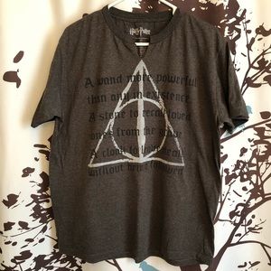 Gray Harry Potter tee